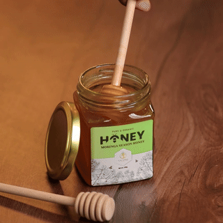 Organic Moringa Flavoured Honey - Rich in Nutrients (500 gm)